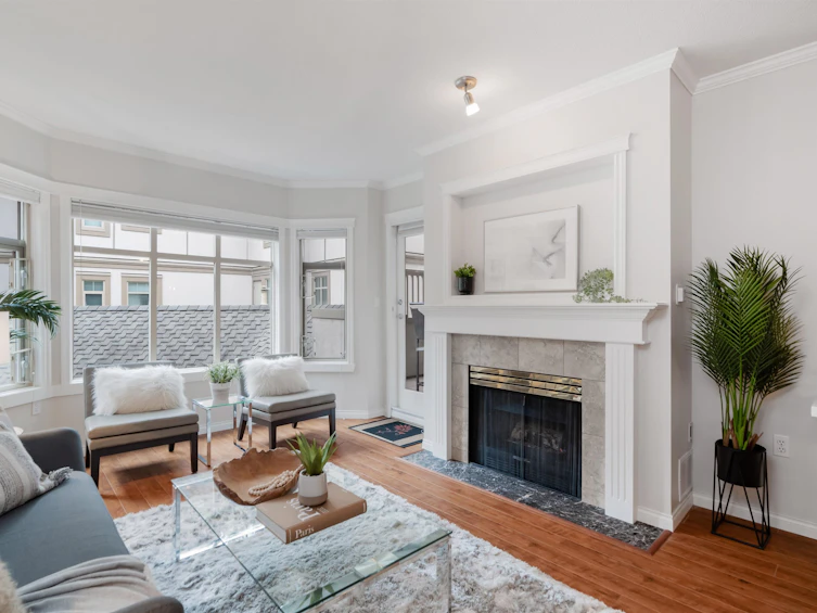 306-2059 Chesterfield Avenue, North Vancouver, BC, V7M 2P4