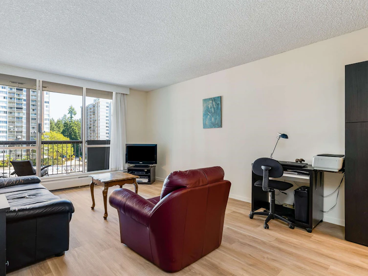607-2016 Fullerton Avenue, North Vancouver, BC, V7P 3E6