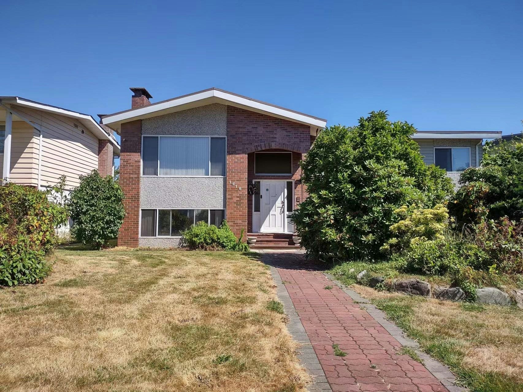 1618 Crestlawn Drive, Burnaby, BC, V5B 3K1