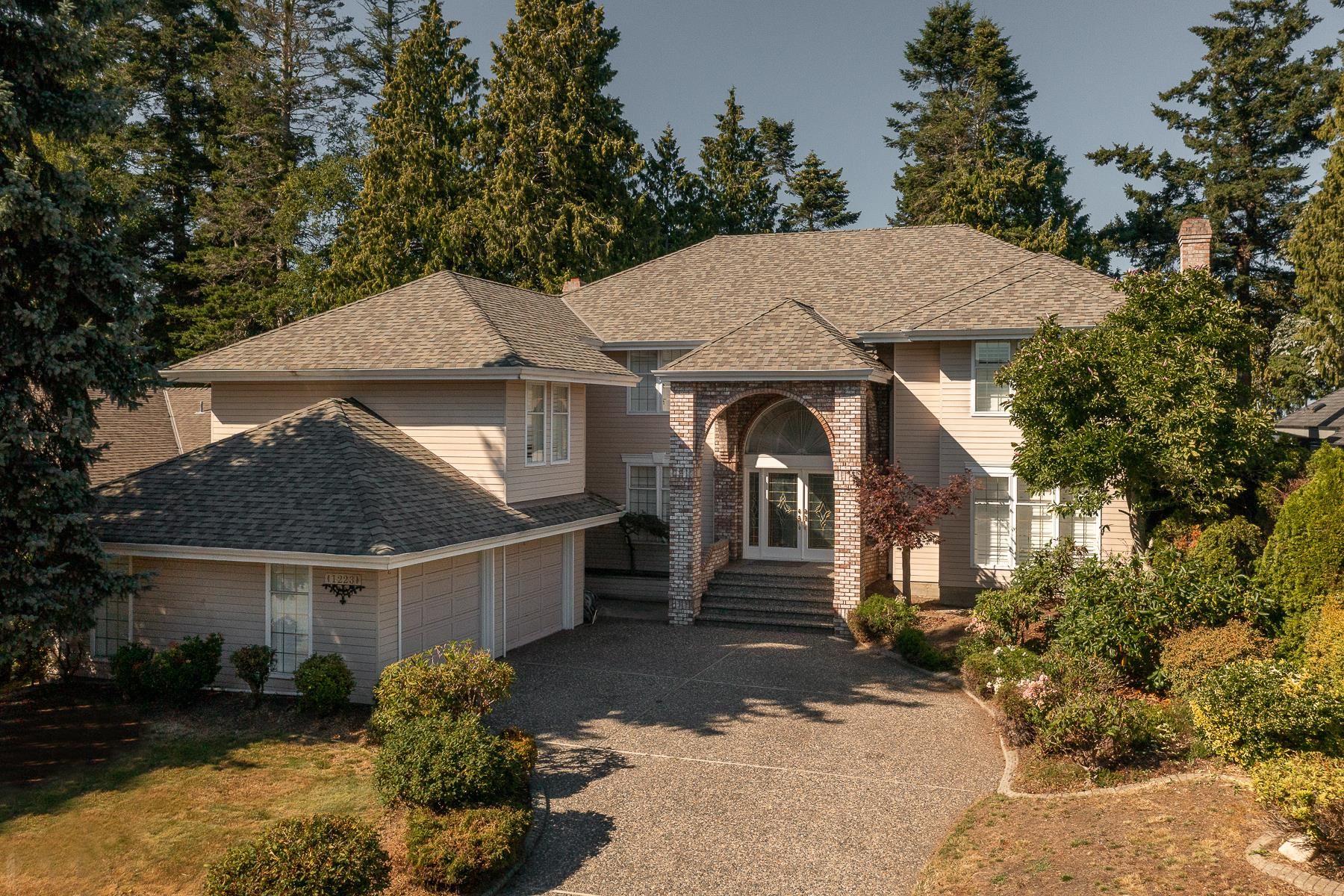 1223 Pacific Drive, Delta, BC, V4M 2K2