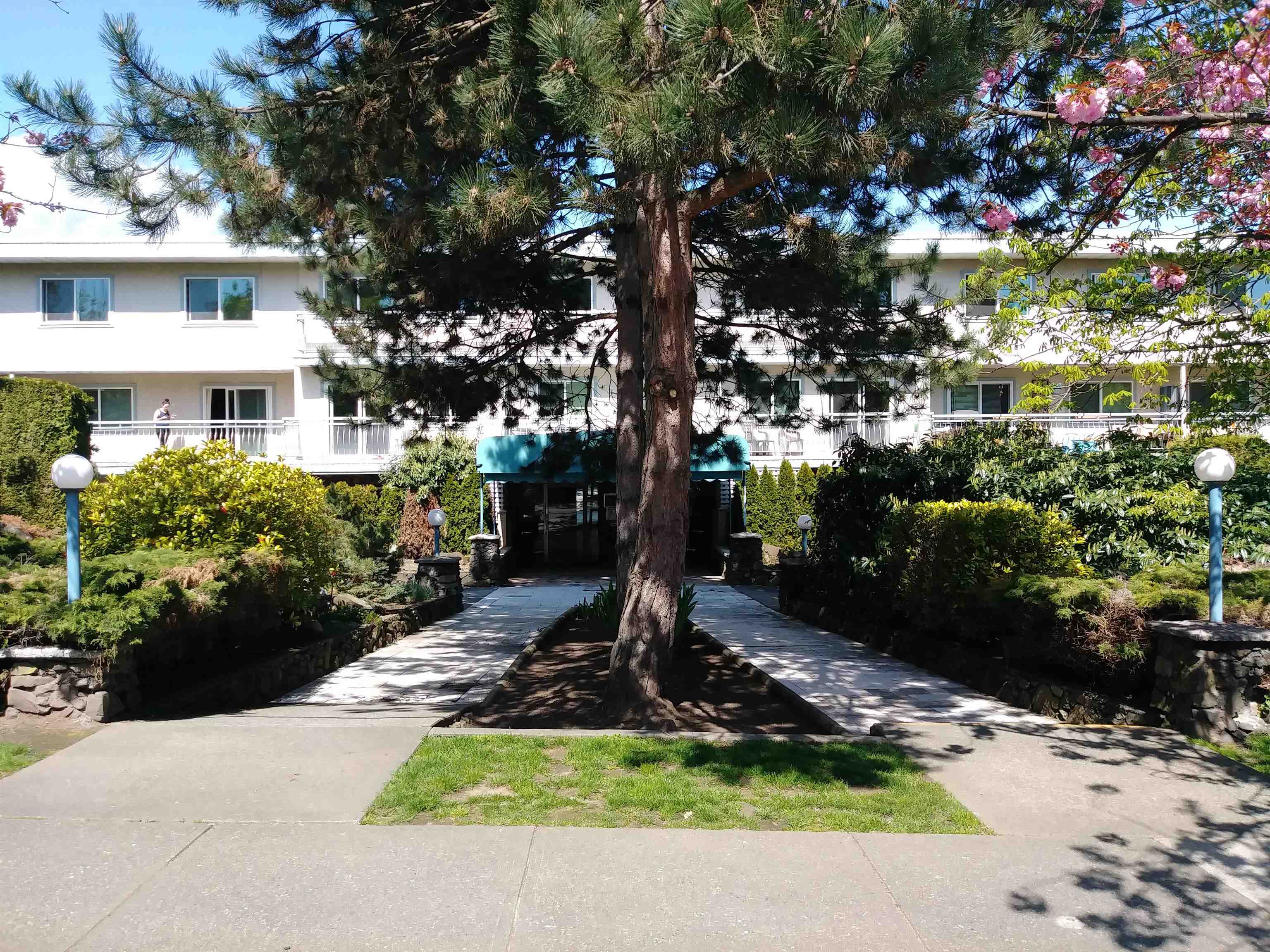 206-711 E 6th Avenue, Vancouver, BC, V5T 1L7