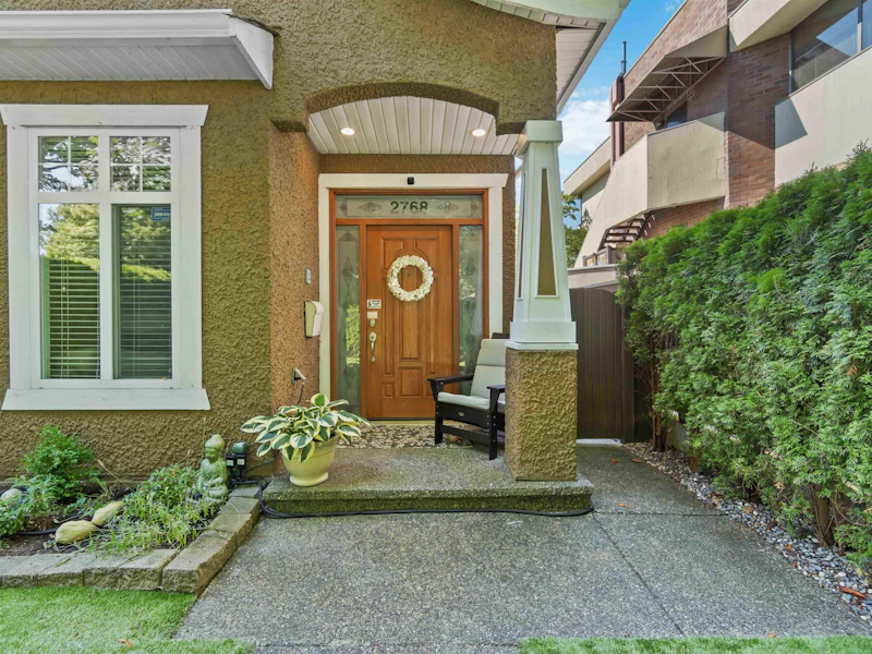 2768 W 16th Avenue, Vancouver BC V6K 3C4