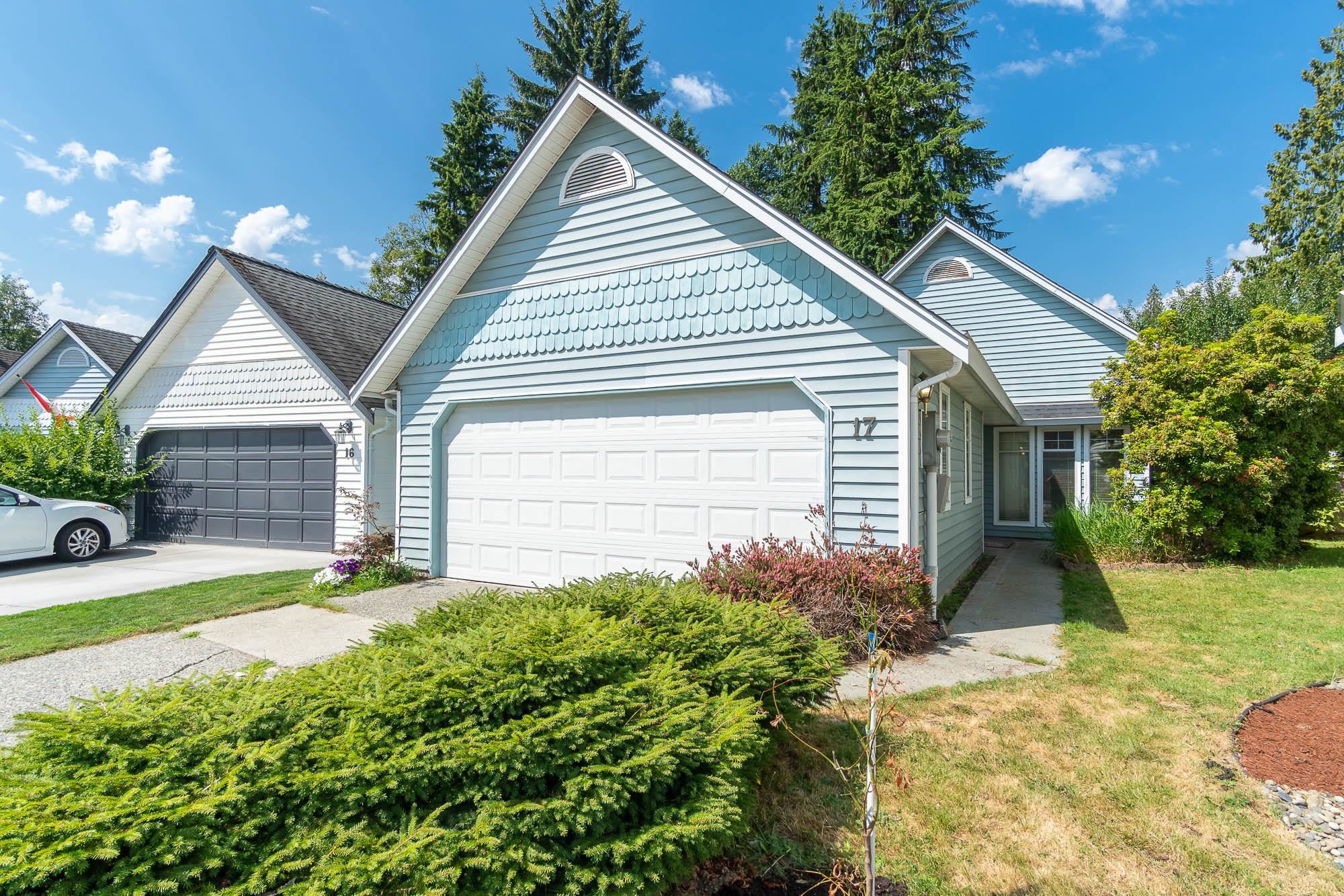 17-2865 Glen Drive, Coquitlam, BC, V3B 6W1