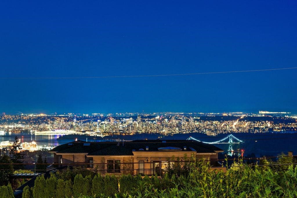 1119 Eyremount Drive, West Vancouver, BC, V7S 2B9