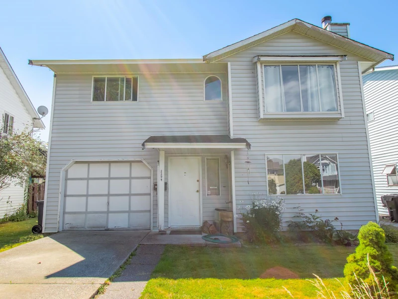 2294 Willoughby Court, Langley BC V2Y 1C4