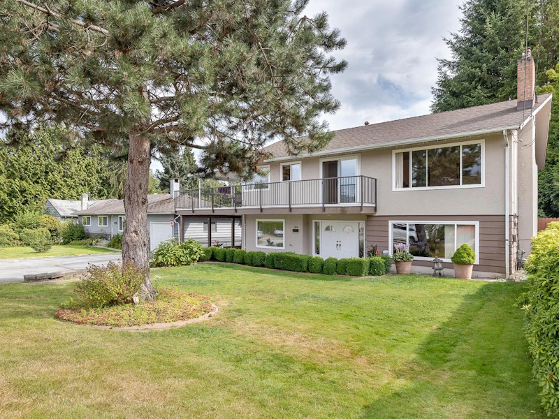 1870 Foster Avenue, Coquitlam BC V3J 2N4