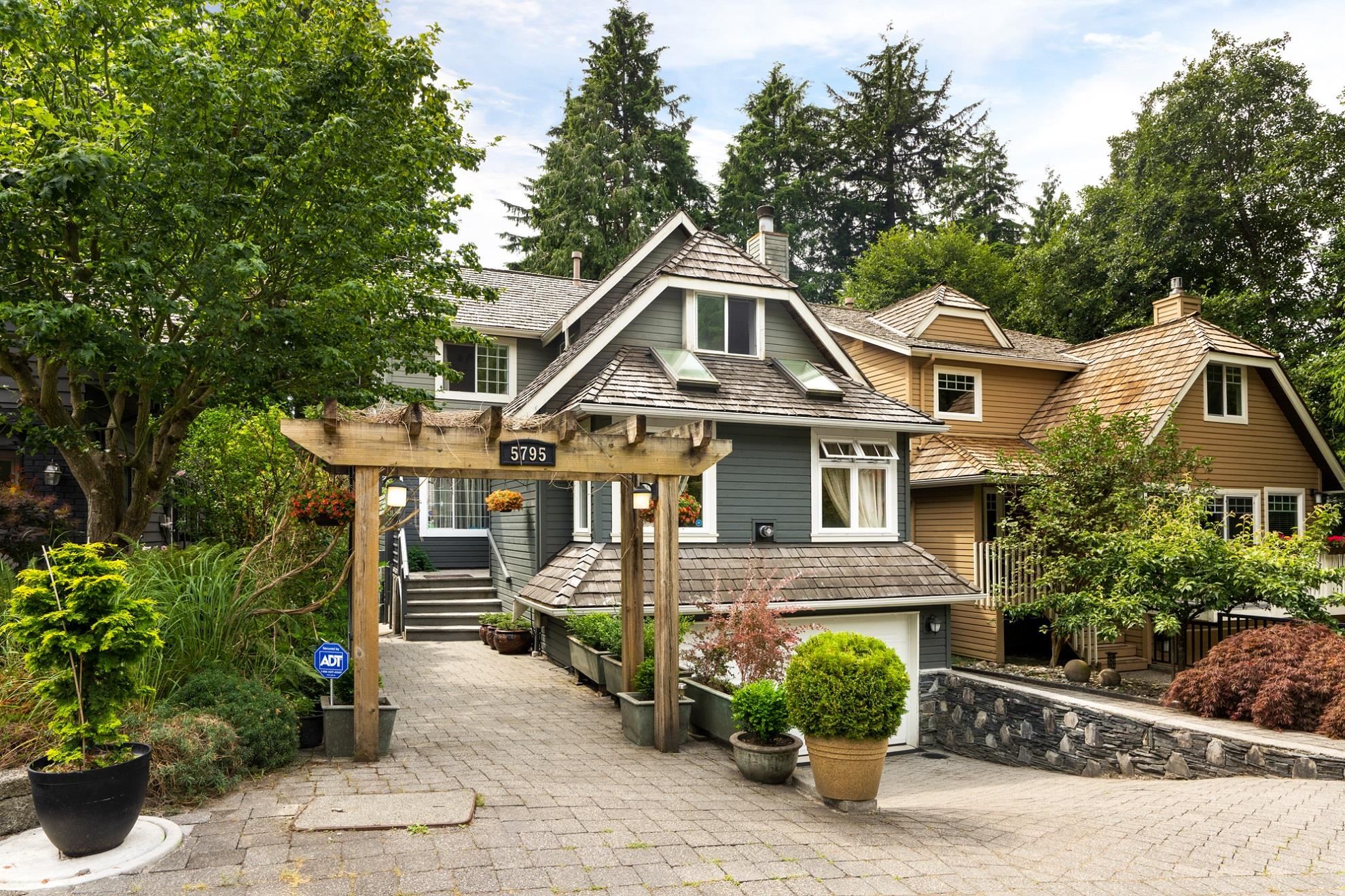 5795 Grousewoods Crescent, North Vancouver, BC, V7R 4V9