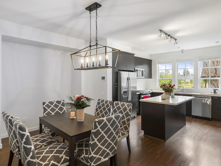 7340 192 Street, Surrey, BC, V4N 5Y4
