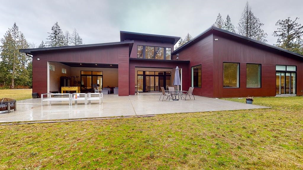 620 Reed, Gibsons, BC, V0N 1V7