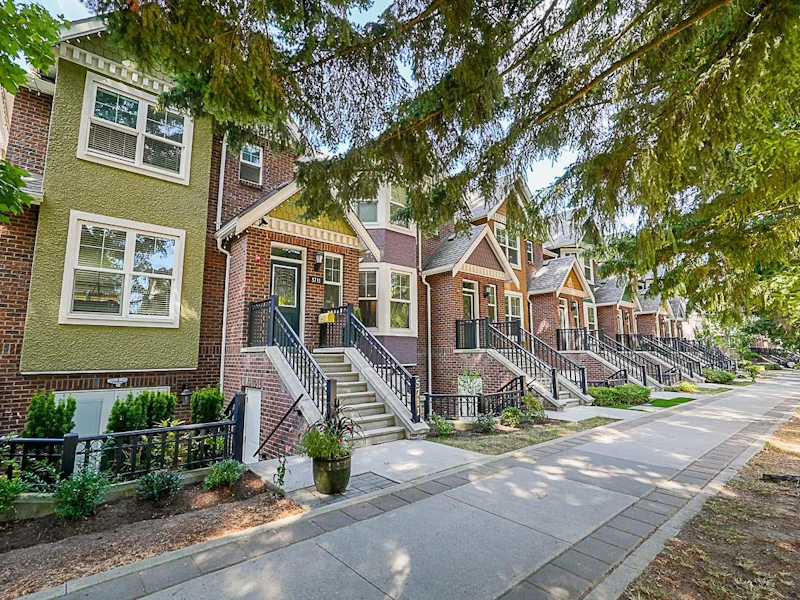 5719 Garrison Boulevard, Chilliwack BC V2R 0P2