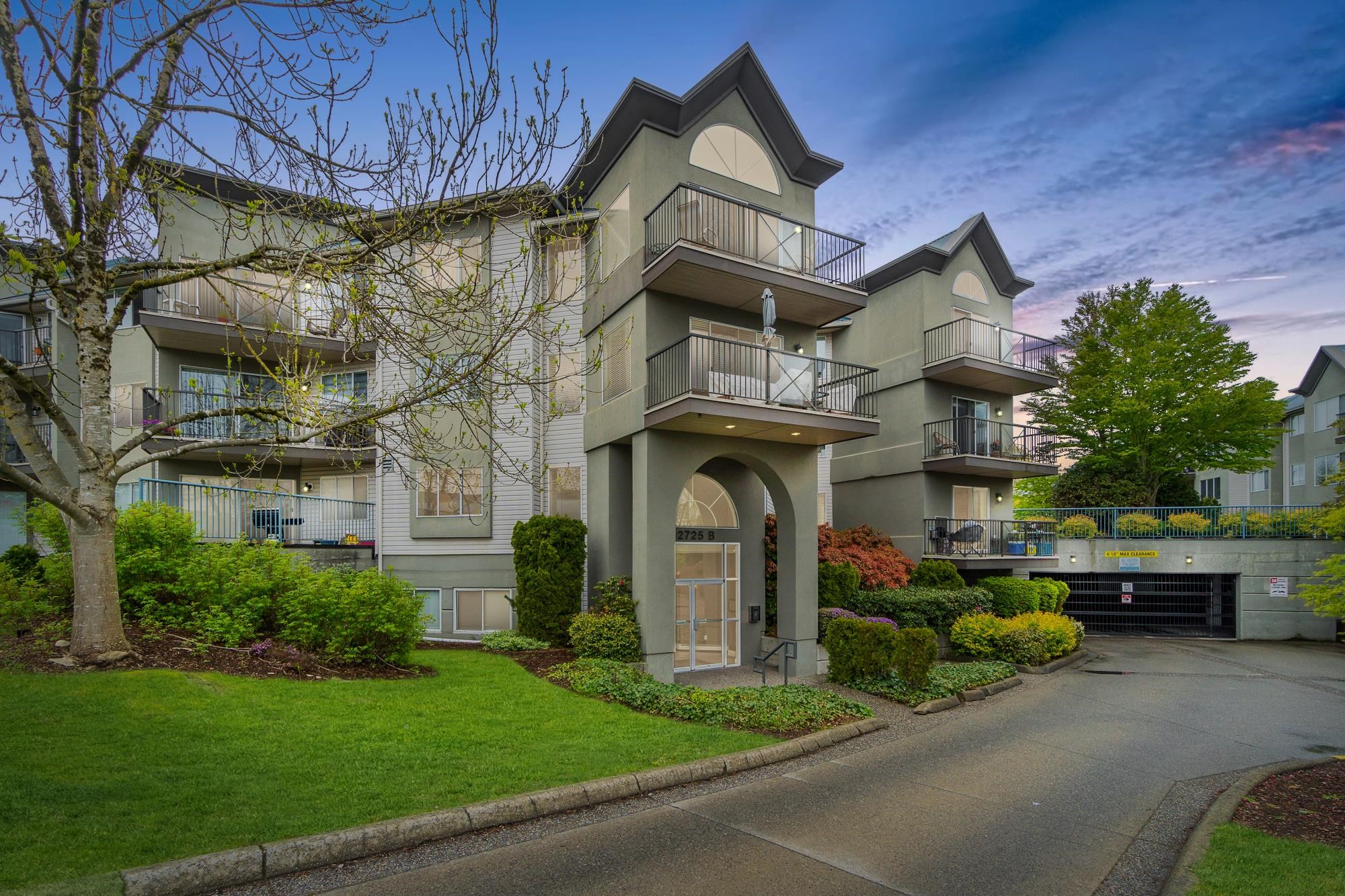 220-32725 George Ferguson Way, Abbotsford, BC, V2T 5M5