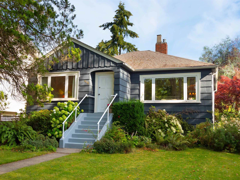 4371 W 14th Avenue, Vancouver BC V6R 2X9
