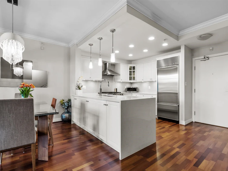 1039 Marinaside Crescent, Vancouver, BC, V6Z 3A5