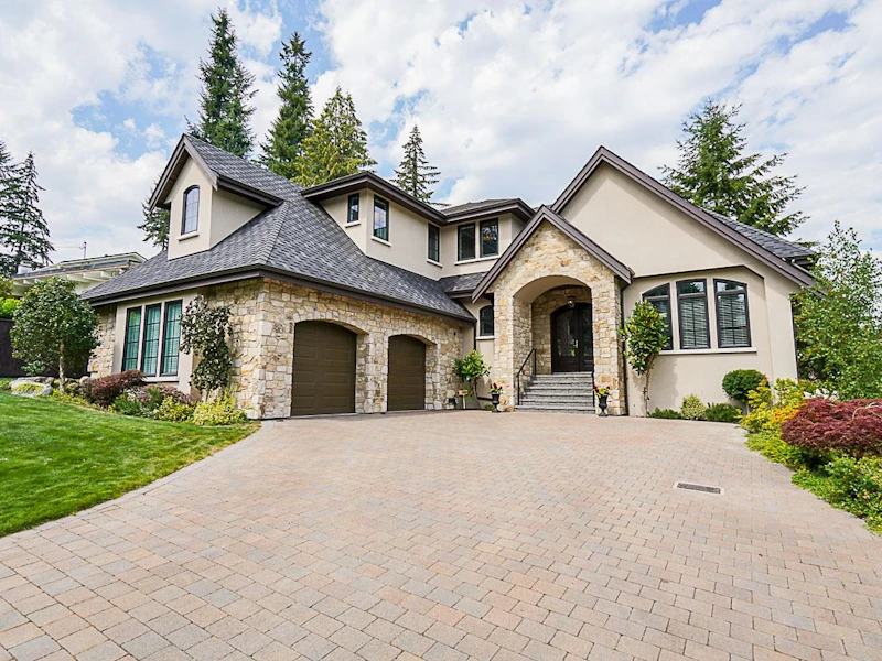 2361 Ralston Court, Coquitlam BC V3J 6X7