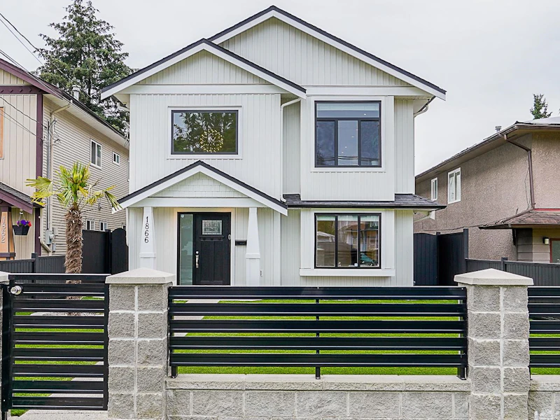 1866 Prairie Avenue, Port Coquitlam BC V3B 1V3