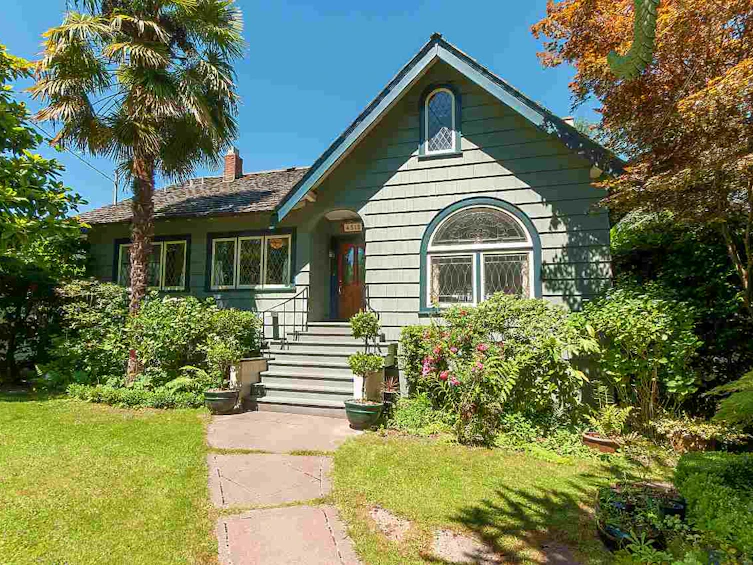 4515 Langara Avenue, Vancouver, BC, V6R 1C9