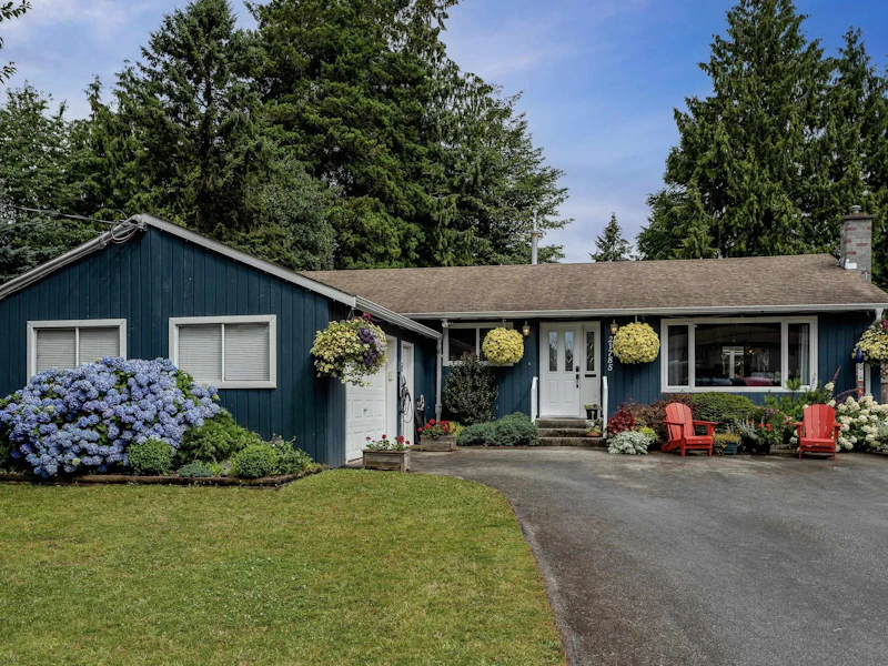 21785 Howison Avenue, Maple Ridge BC V2X 2W7