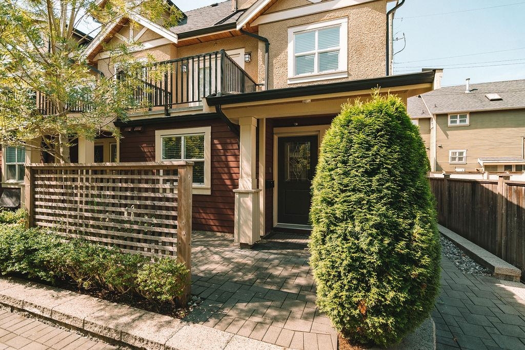 4331 Knight Street, Vancouver, BC, V5N 3M4