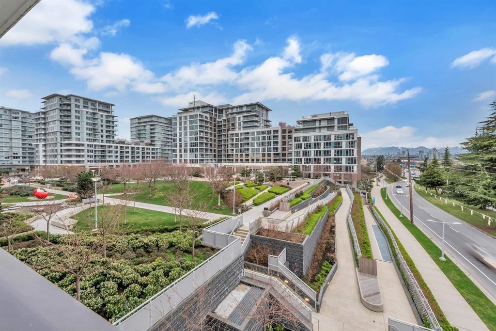 202-3300 Ketcheson Road, Richmond, BC, V6X 0S5