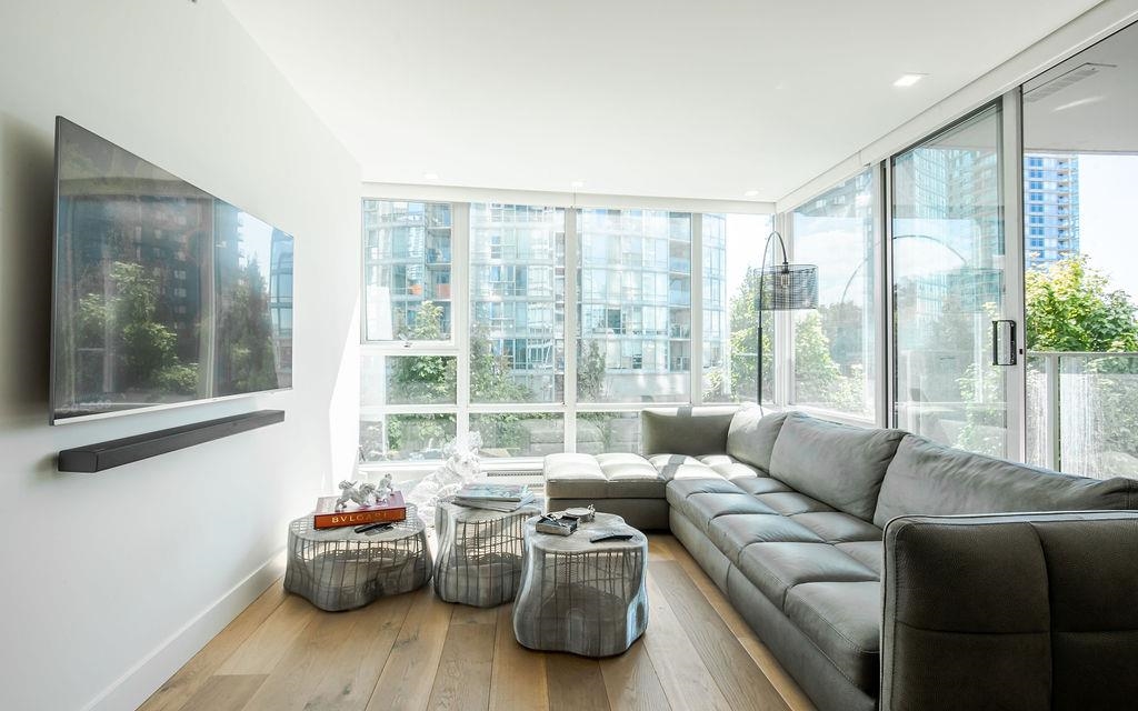 305-1495 Richards Street, Vancouver, BC, V6Z 3E4