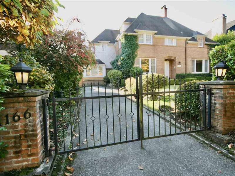 1166 W 37th Avenue, Vancouver BC V6M 1L9