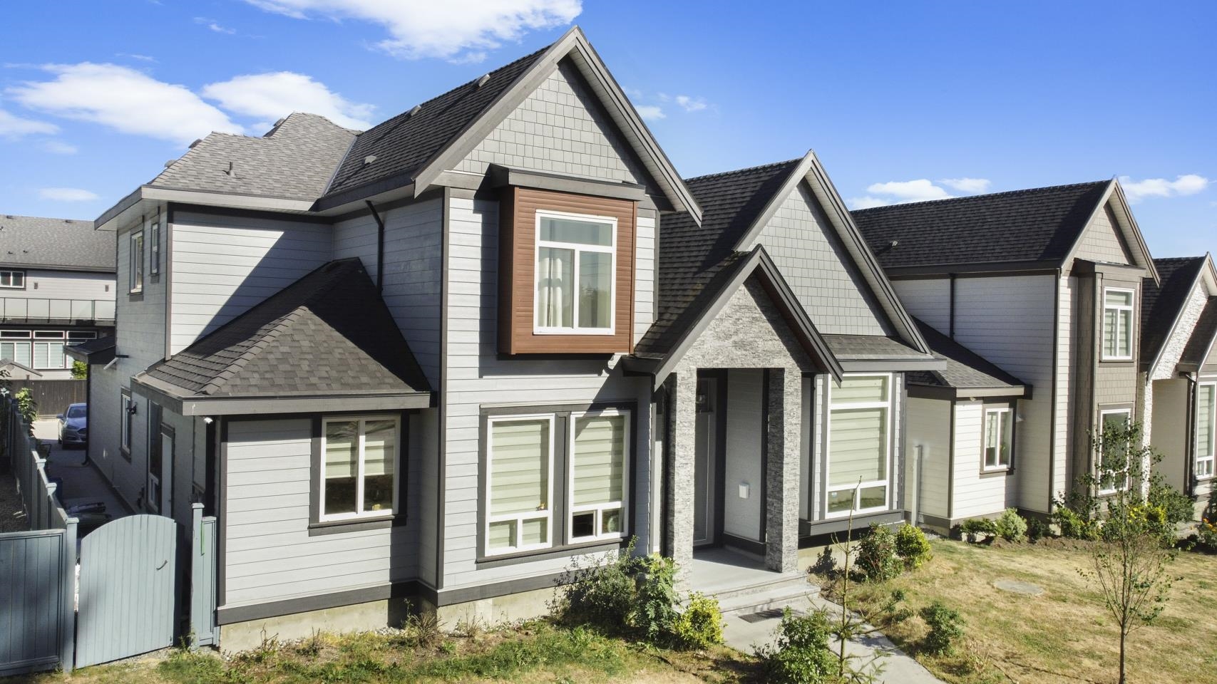 10862 156 Street, Surrey, BC, V3R 6J6