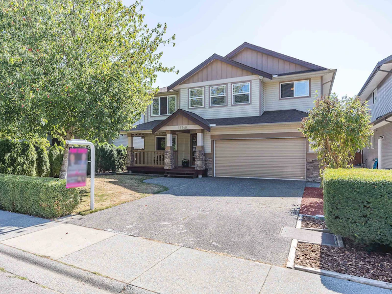 23748 110b Avenue, Maple Ridge BC V2W 2E2