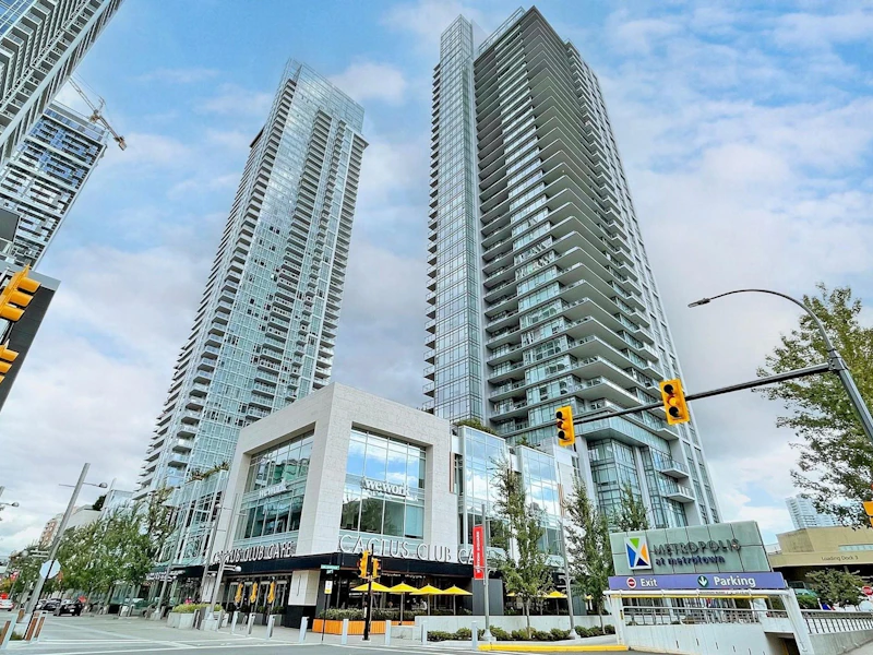 707 - 4670 Assembly Way, Burnaby BC