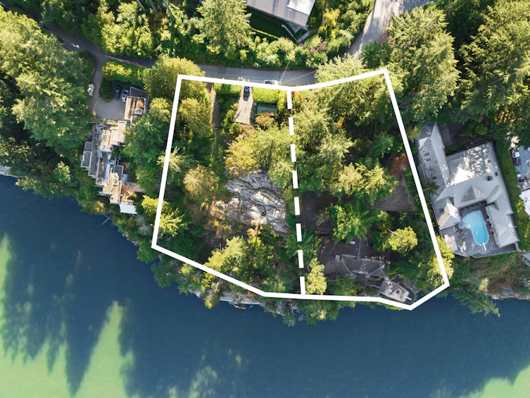 6245 Taylor Drive, West Vancouver, BC, V7W 1Y8