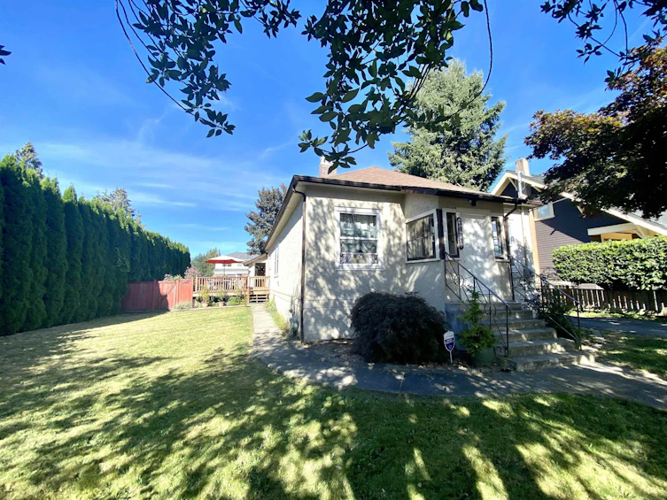 45613 Wellington Avenue, Chilliwack, BC, V2P 2E7