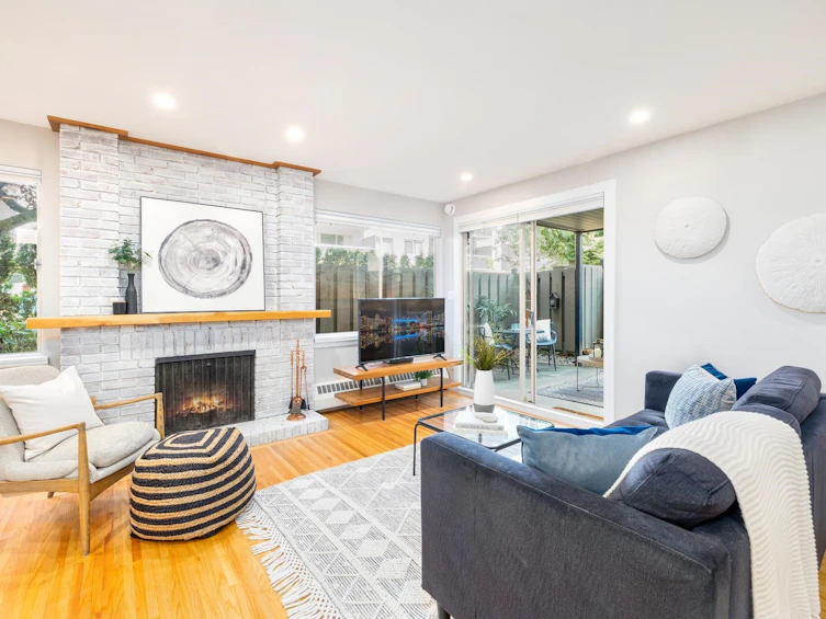 608-235 Keith Road, West Vancouver, BC, V7T 1L5