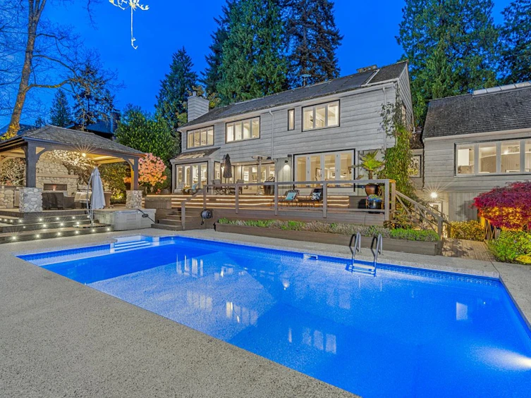871 Sinclair Street, West Vancouver, BC, V7V 3W1