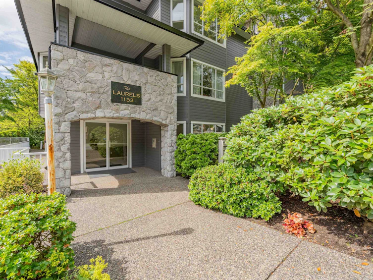 301-1133 E 29th Street, North Vancouver, BC, V7K 1C3