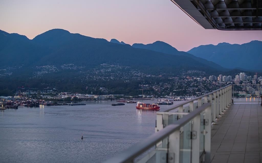 PH4201-1077 W Cordova Street, Vancouver, BC, V6C 2C6