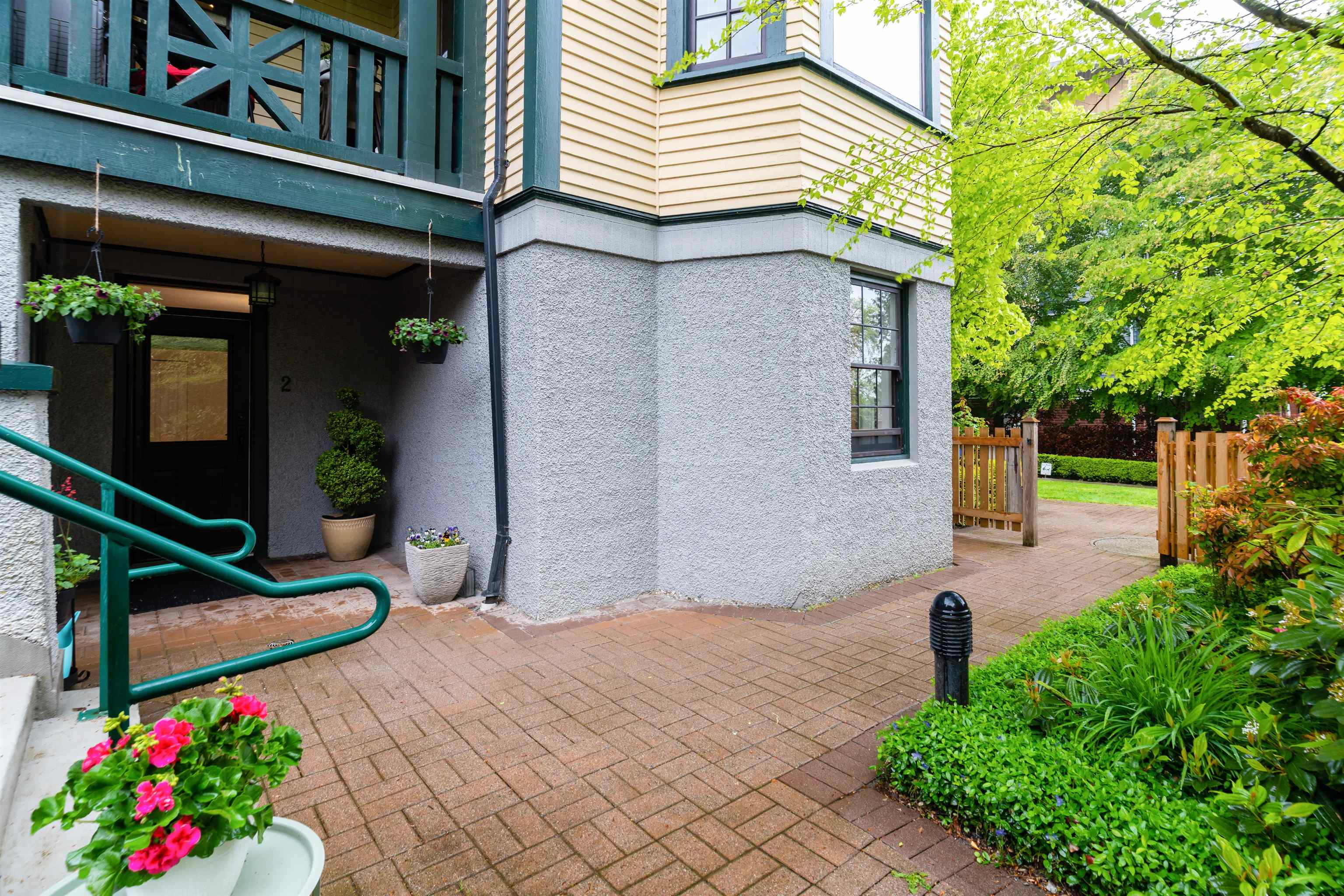 2-12 E Royal Avenue, New Westminster, BC, V3L 0B7
