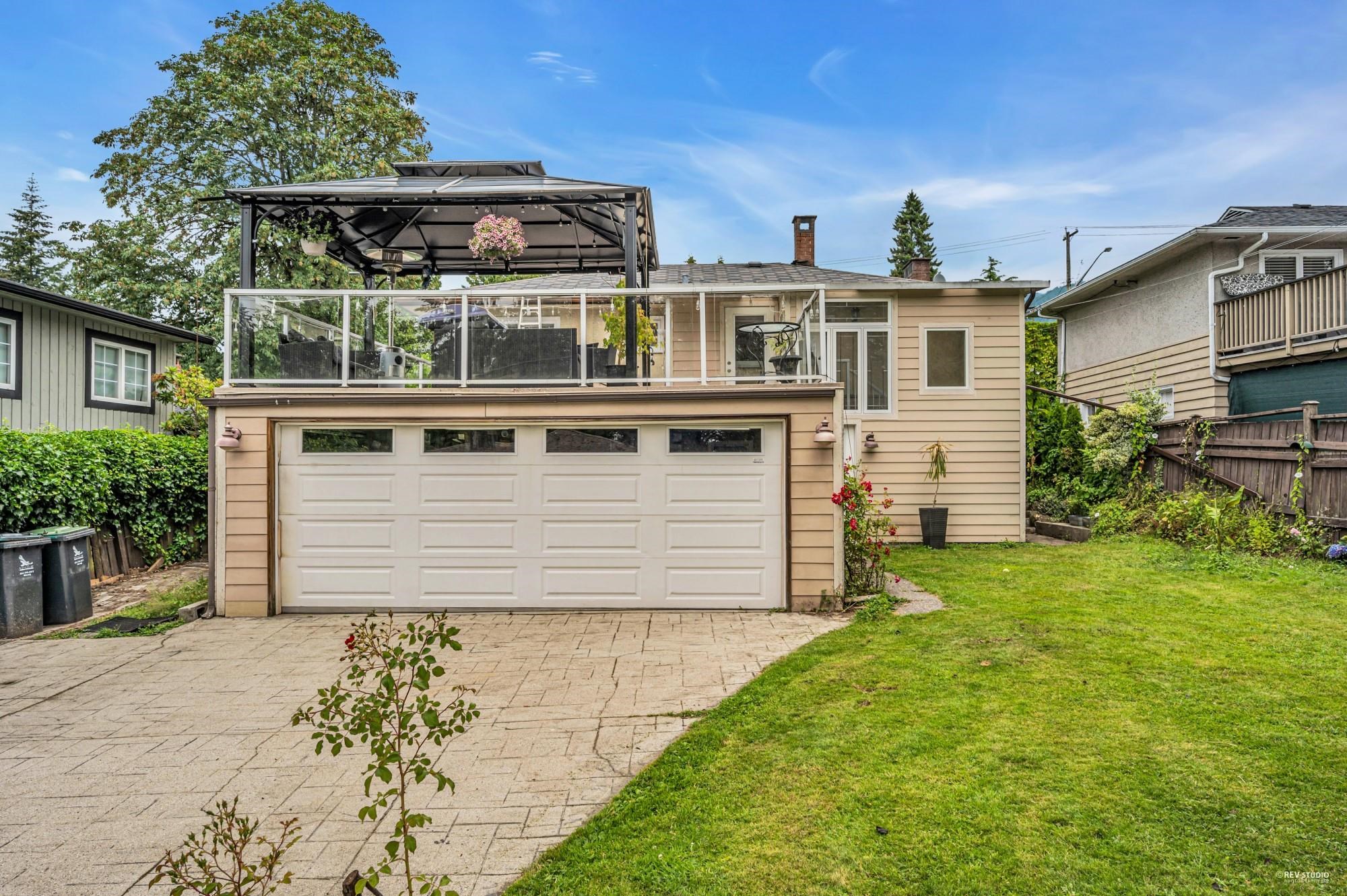 561 W Queens Road, North Vancouver, BC, V7N 2K9