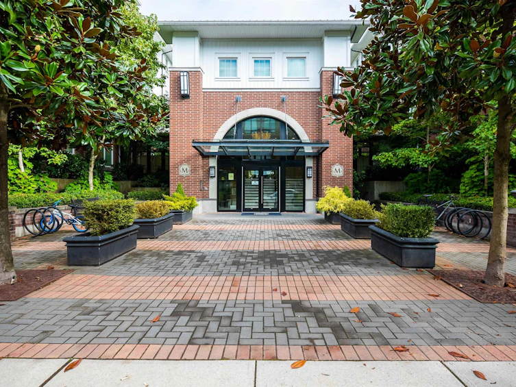 201-9399 Odlin Road, Richmond, BC, V6X 0J6