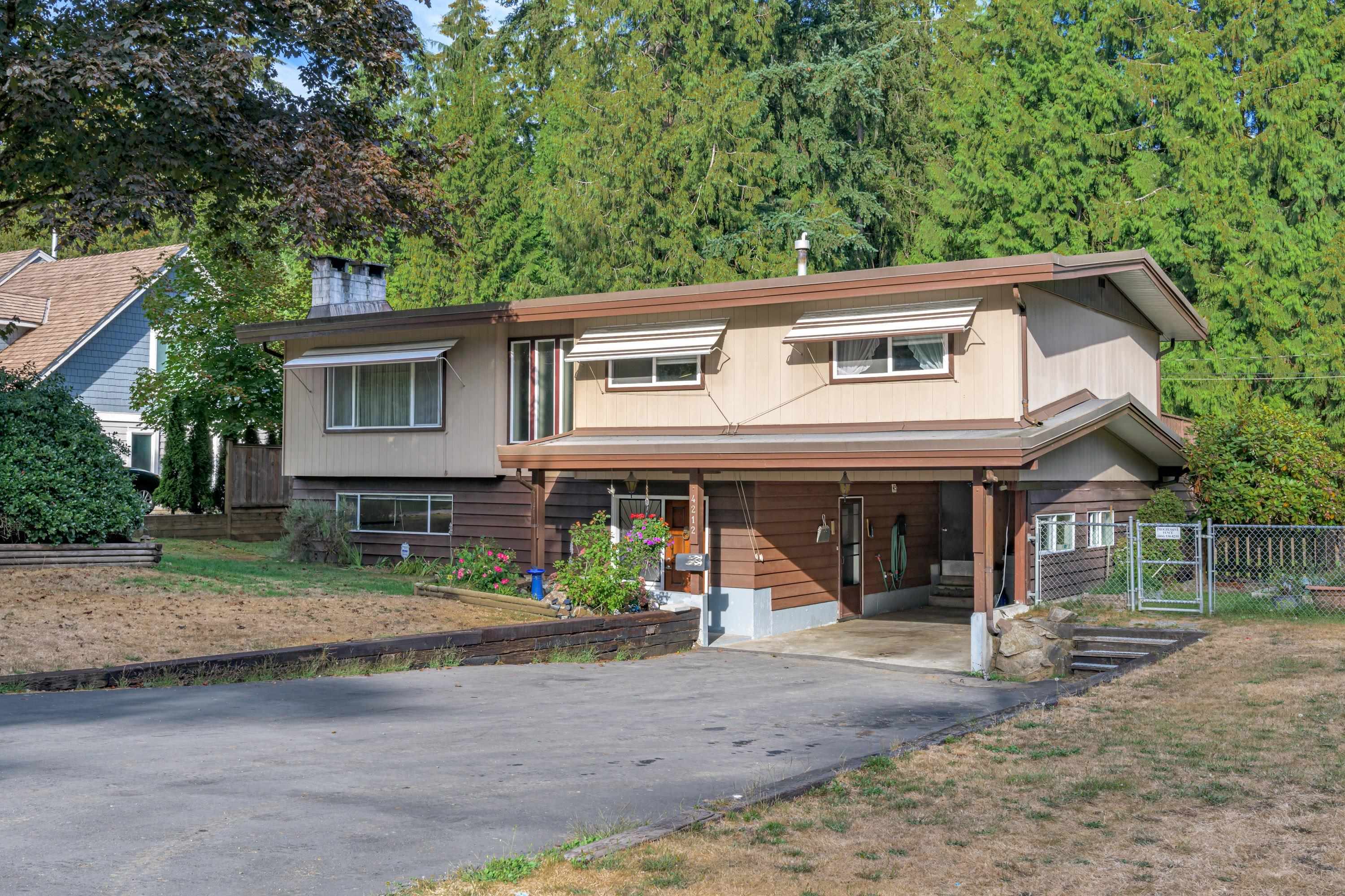 4212 196b Street, Langley, BC, V3A 1B1