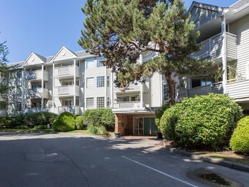 305 - 7571 Moffatt Road, Richmond BC V6Y 3N1