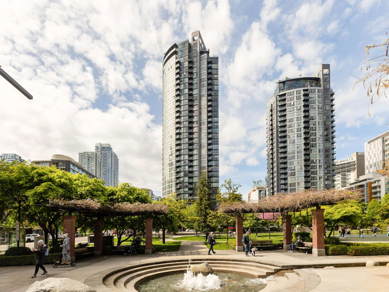 304 - 1199 Seymour Street, Vancouver BC V6B 1K3