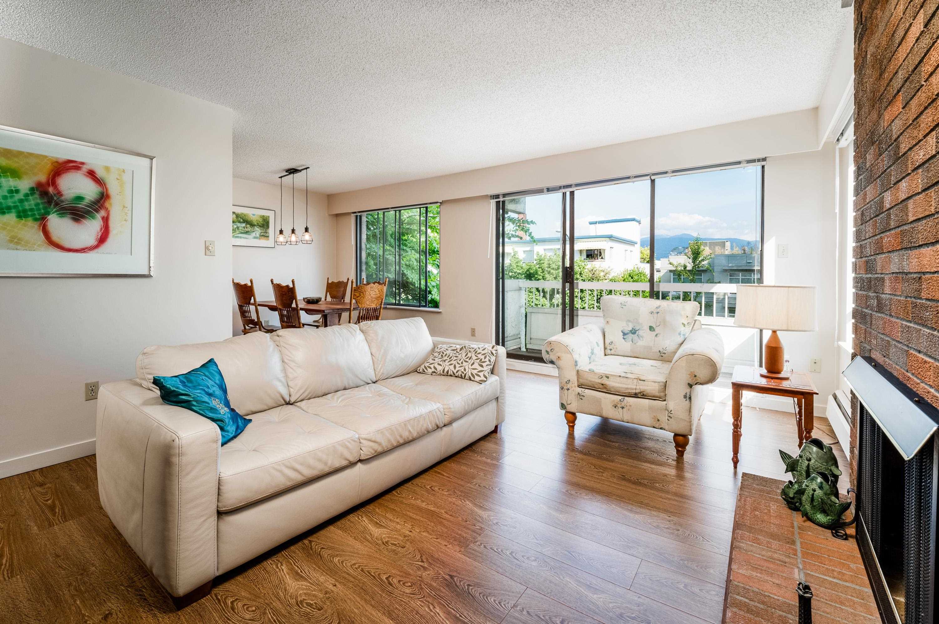 213-2450 Cornwall Avenue, Vancouver, BC, V6K 1B8