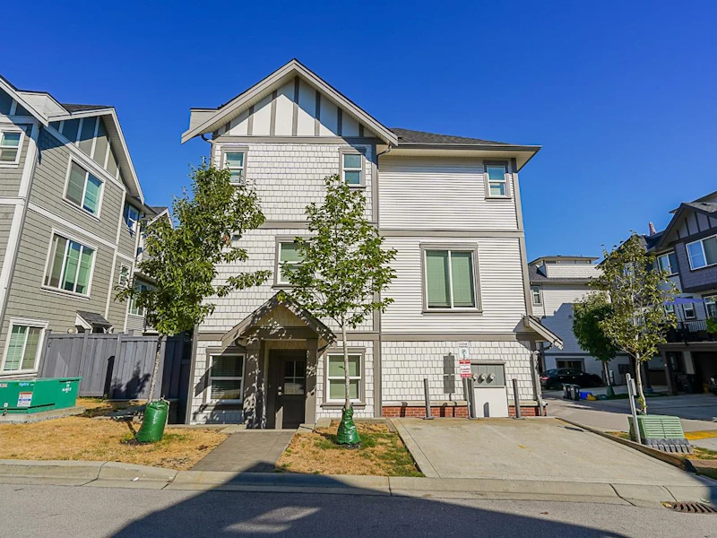 60 - 8217 204b Street, Langley BC