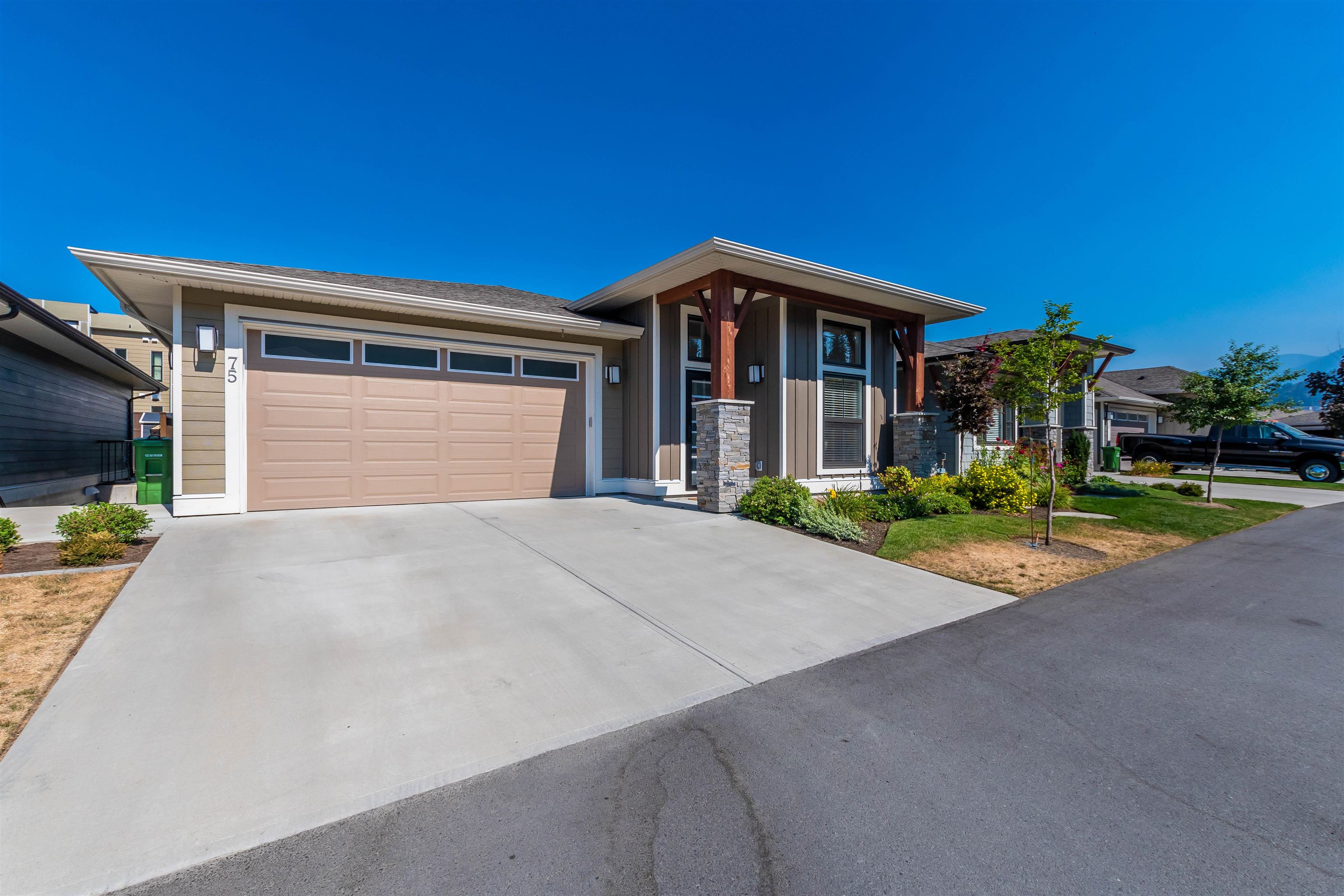 75-46110 Thomas Road, Chilliwack, BC, V2R 2R4