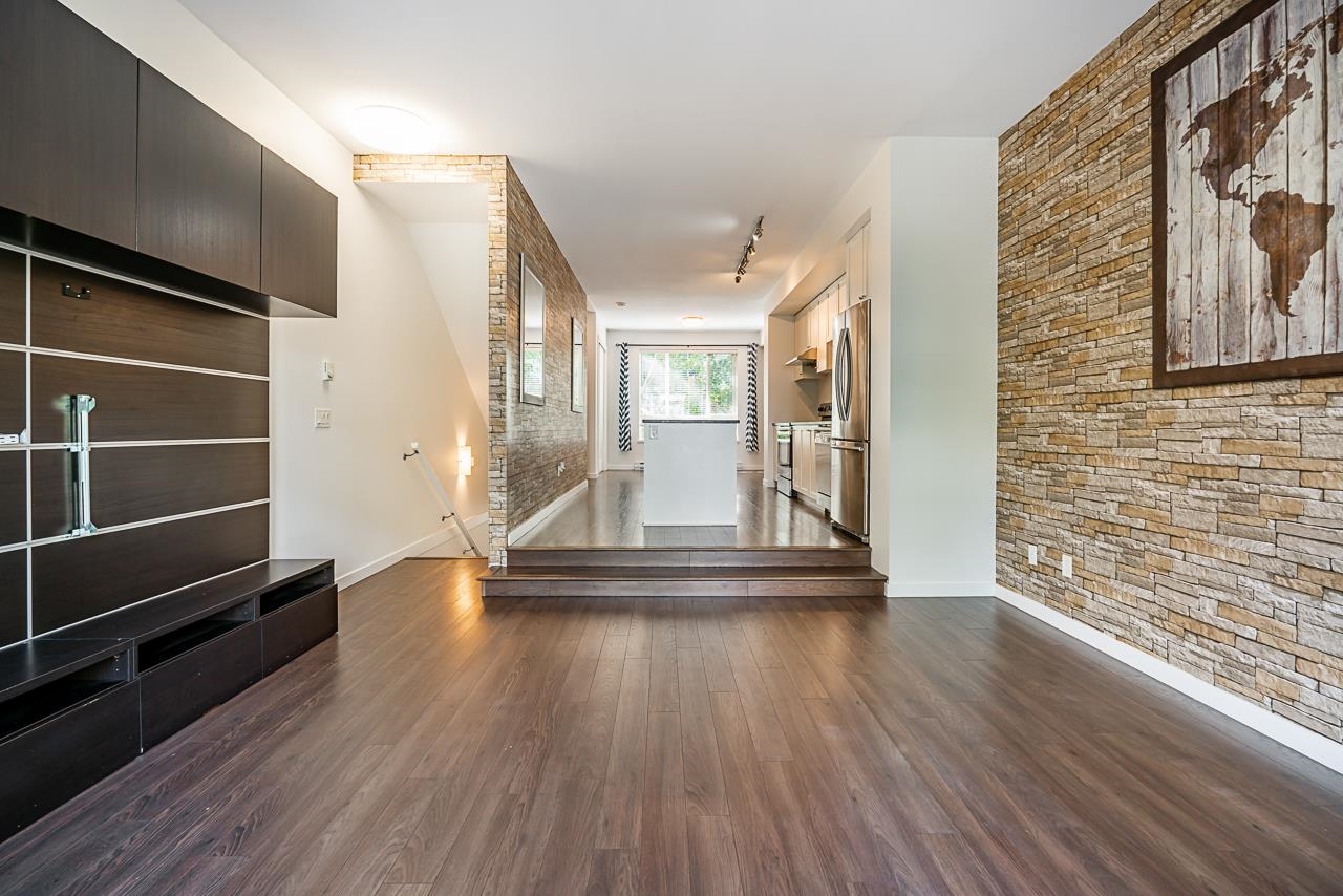 44-14955 60 Avenue, Surrey, BC, V3S 1R8