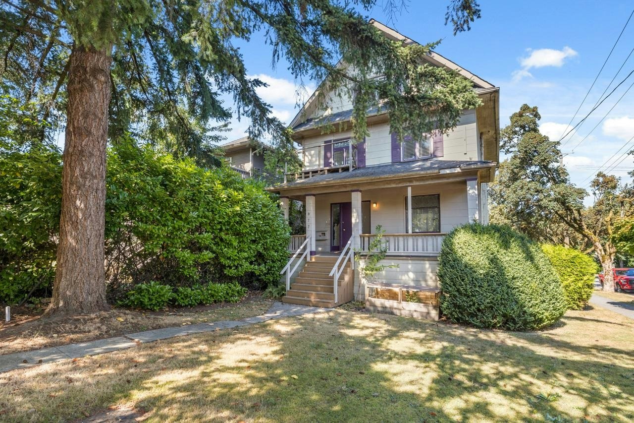 977 E 11th Avenue, Vancouver, BC, V5T 2E8