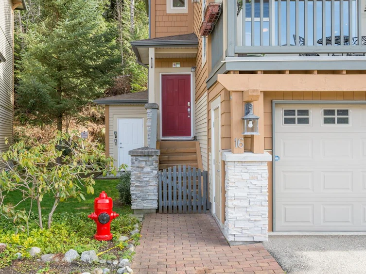 16-1026 Glacier View Drive, Squamish, BC, V8B 0G1