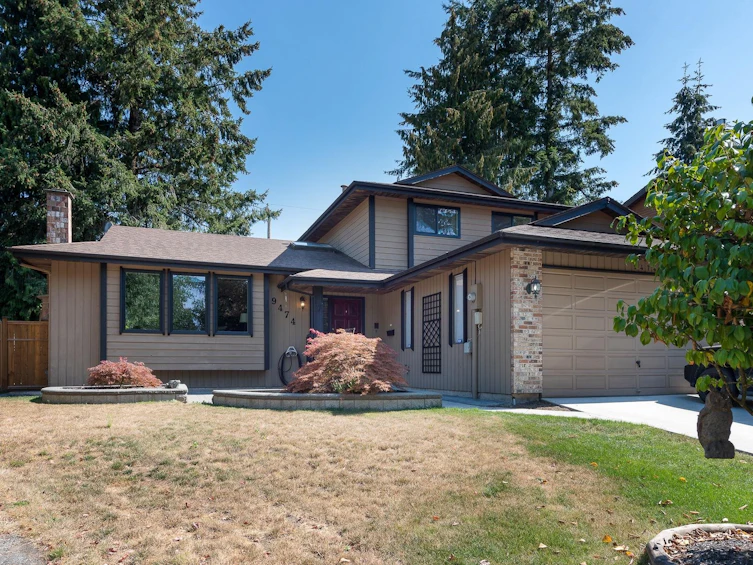 9474 149a Street, Surrey, BC, V3R 7V7
