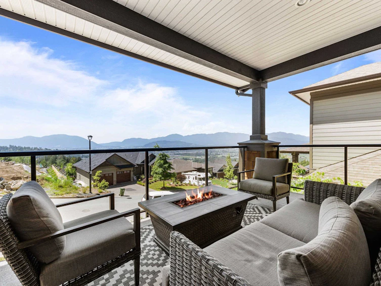 5486 Maclachlan Place, Chilliwack, BC, V2R 0P3