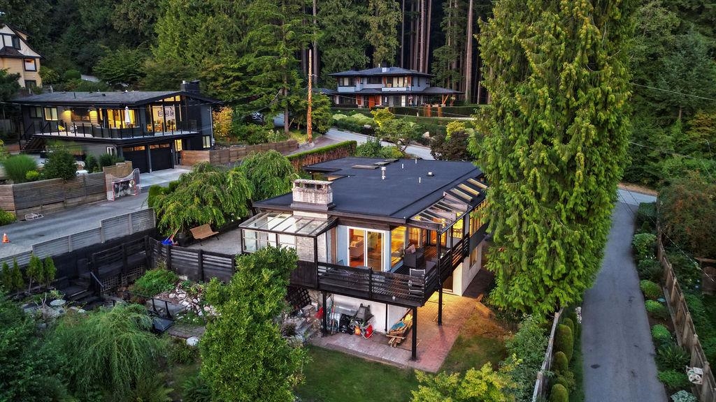 4107 St. Mary's Avenue, North Vancouver, BC, V7N 1Y6