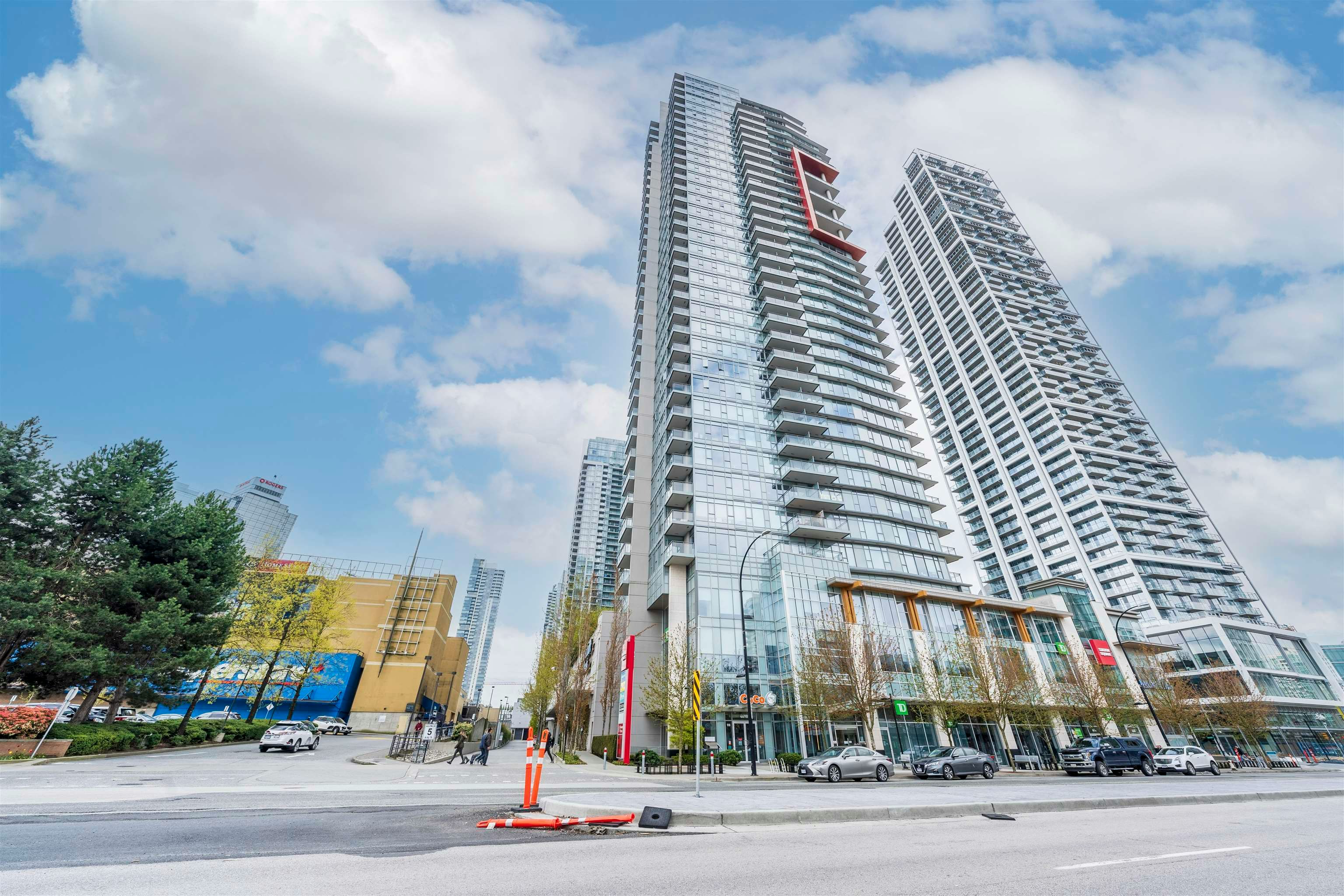 910-4688 Kingsway, Burnaby, BC, V5H 0E9